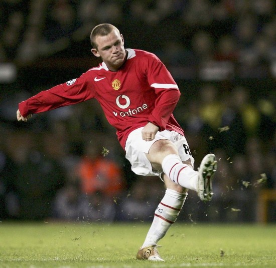 区内获得足 区内获得足