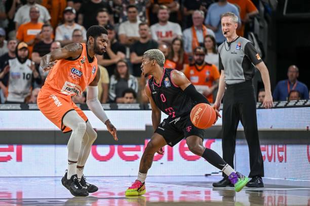 端与新疆队 端与新疆队