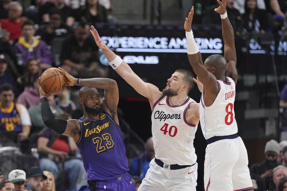 对于阿尔瓦 对于阿尔瓦